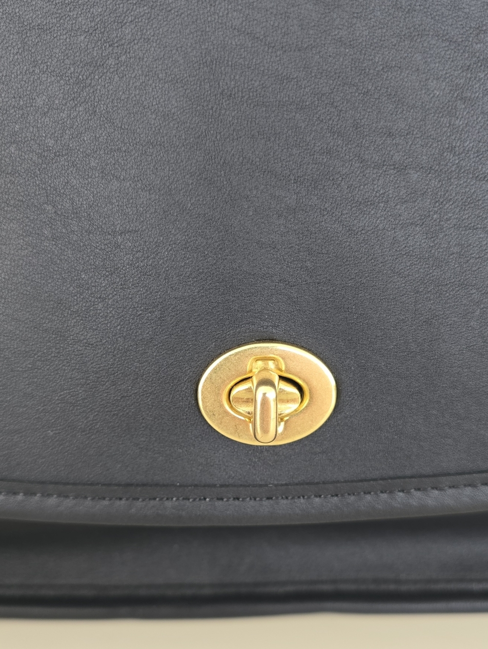 Coach Vintage City Bag 9790 Black Color Made In Costa Rica Shoulder/Crossbody - Picture 3 of 15
